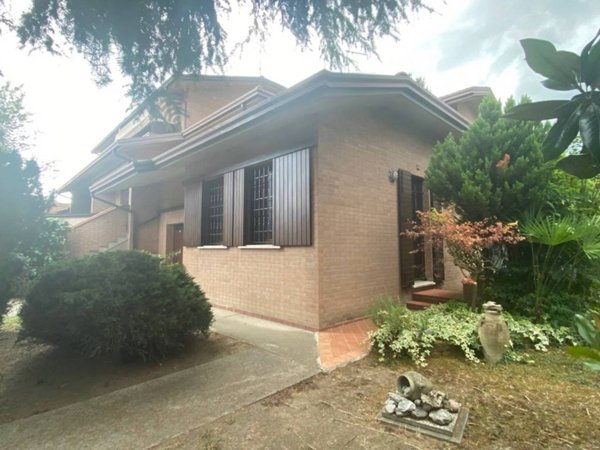 casa indipendente in vendita ad Occhiobello in zona Santa Maria Maddalena