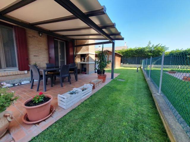 casa indipendente in vendita ad Occhiobello