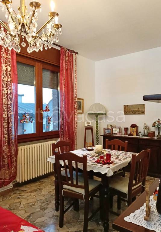 appartamento in vendita ad Occhiobello in zona Santa Maria Maddalena