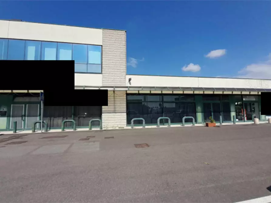 negozio in vendita ad Occhiobello