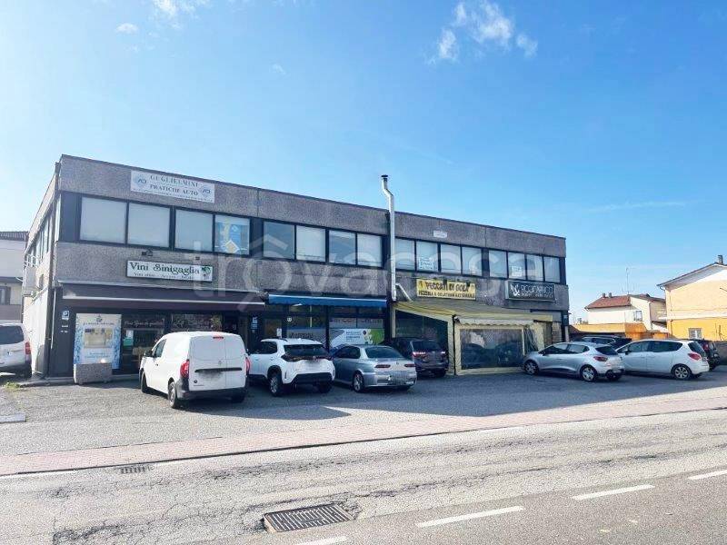 negozio in vendita ad Occhiobello in zona Santa Maria Maddalena