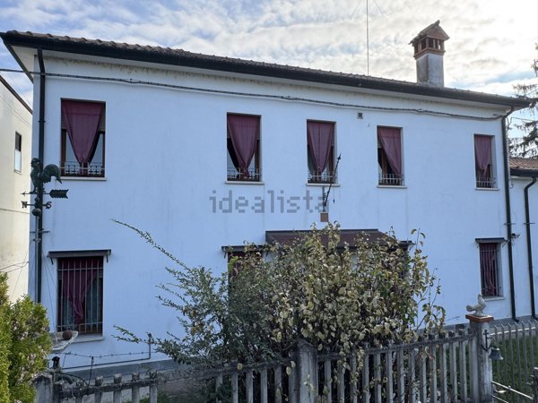 casa indipendente in vendita ad Occhiobello