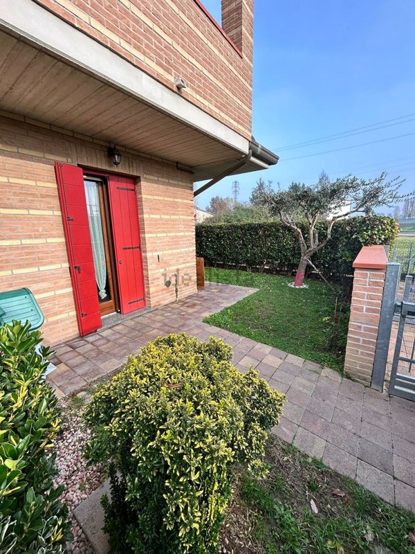 casa indipendente in vendita ad Occhiobello