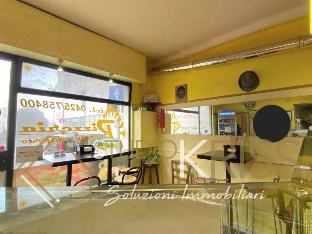 negozio in vendita ad Occhiobello in zona Santa Maria Maddalena