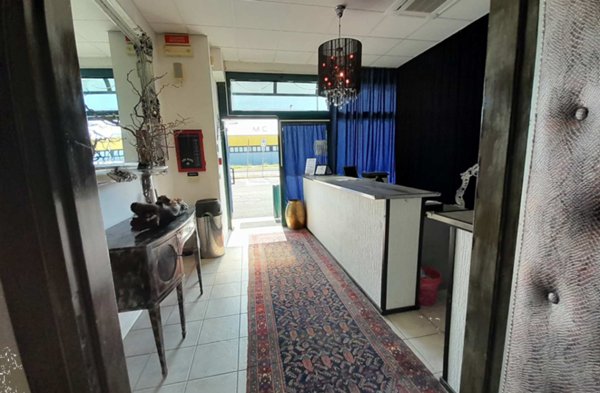 negozio in vendita ad Occhiobello