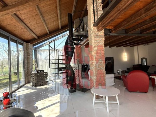 casa indipendente in vendita ad Occhiobello