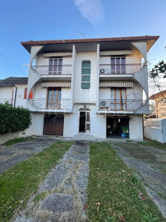 appartamento in vendita ad Occhiobello