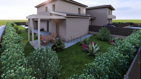 casa indipendente in vendita ad Occhiobello in zona Santa Maria Maddalena