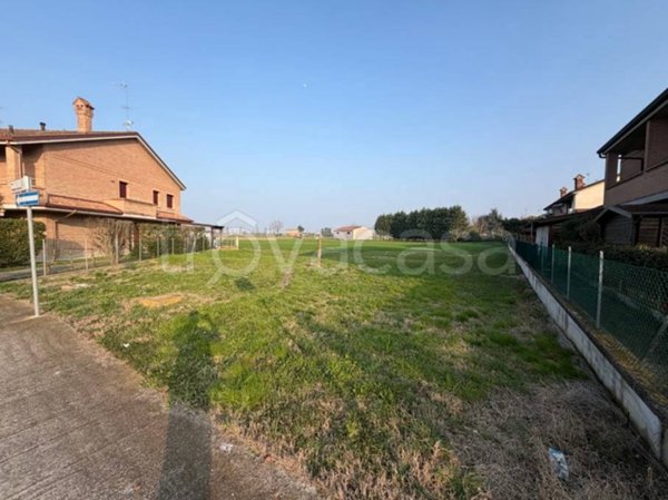 terreno edificabile in vendita ad Occhiobello