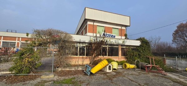 capannone in vendita ad Occhiobello