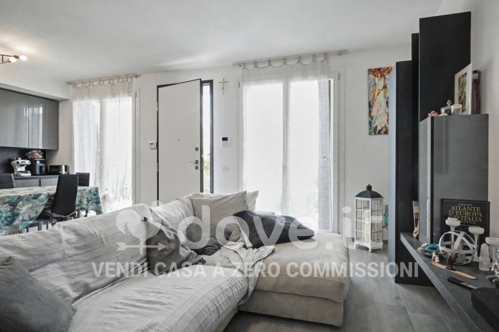 casa indipendente in vendita ad Occhiobello in zona Santa Maria Maddalena