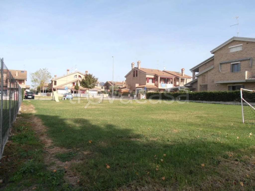 casa indipendente in vendita ad Occhiobello