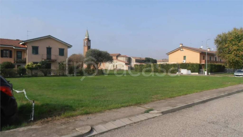 terreno agricolo in vendita ad Occhiobello in zona Gurzone