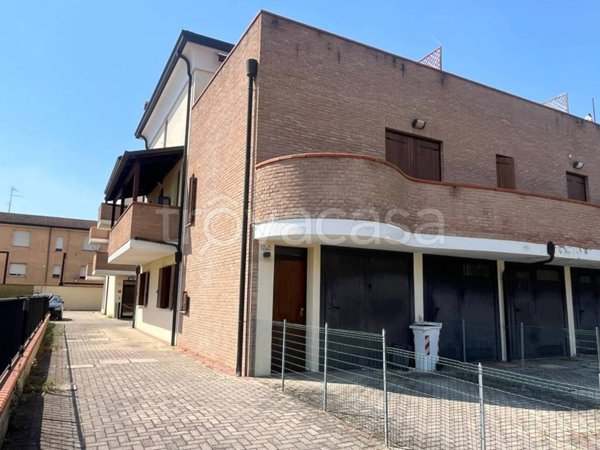 appartamento in vendita ad Occhiobello in zona Santa Maria Maddalena