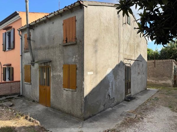 appartamento in vendita ad Occhiobello in zona Gurzone
