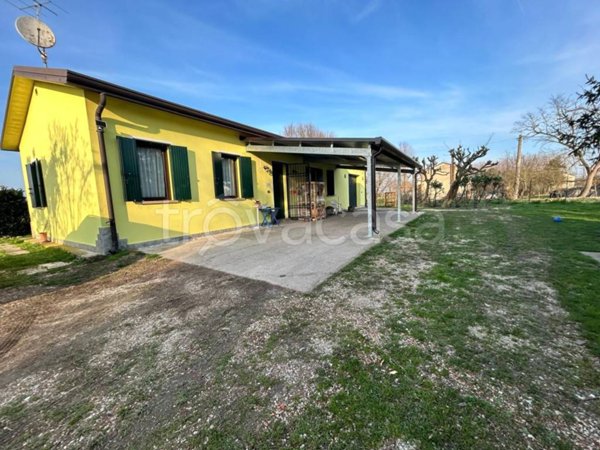 casa indipendente in vendita a Papozze in zona Caderuschi