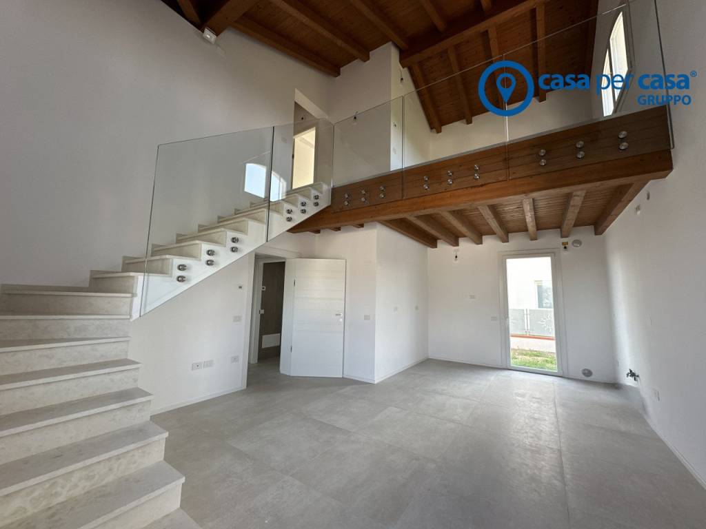 casa indipendente in vendita a Papozze