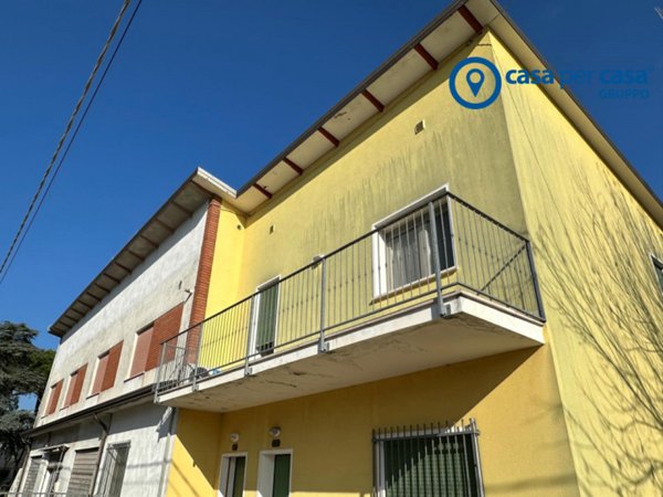 casa semindipendente in vendita a Papozze