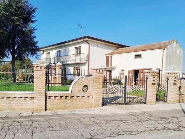 casa indipendente in vendita a Papozze