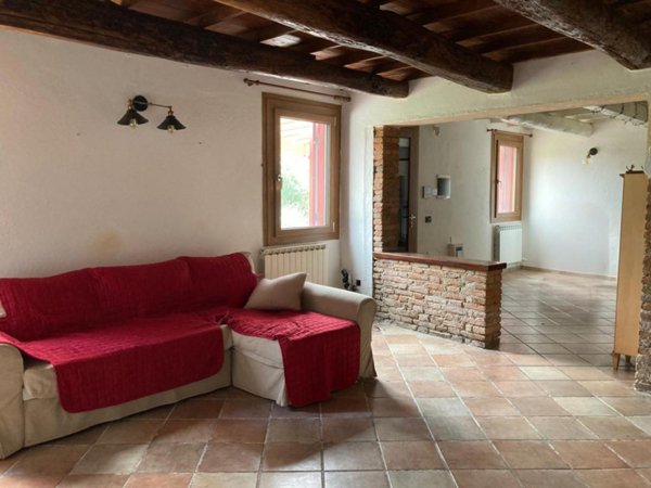 casa indipendente in vendita a Papozze in zona Caderuschi