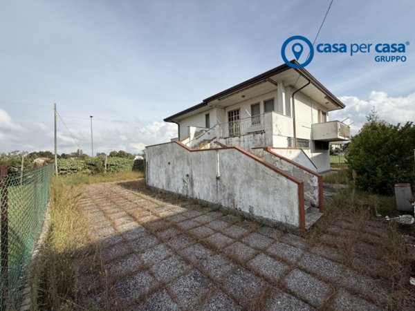 casa indipendente in vendita a Papozze