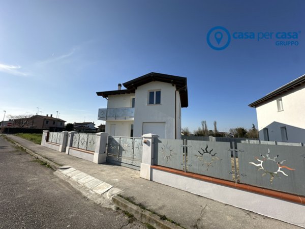 casa indipendente in vendita a Papozze