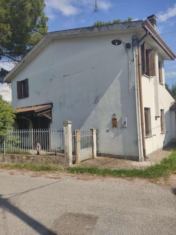casa indipendente in vendita a Papozze