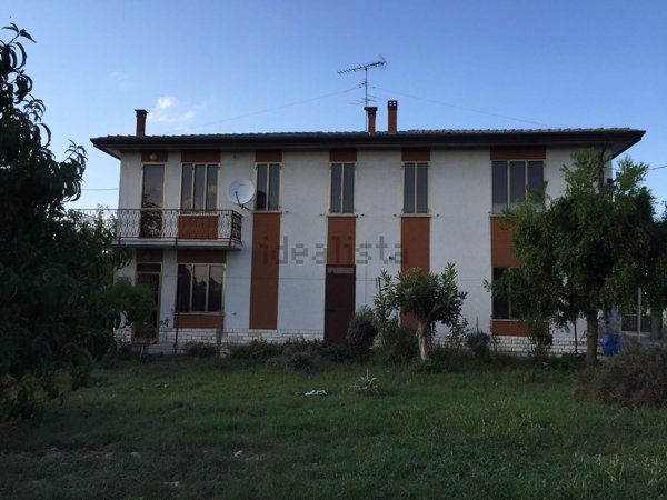 casa indipendente in vendita a Papozze
