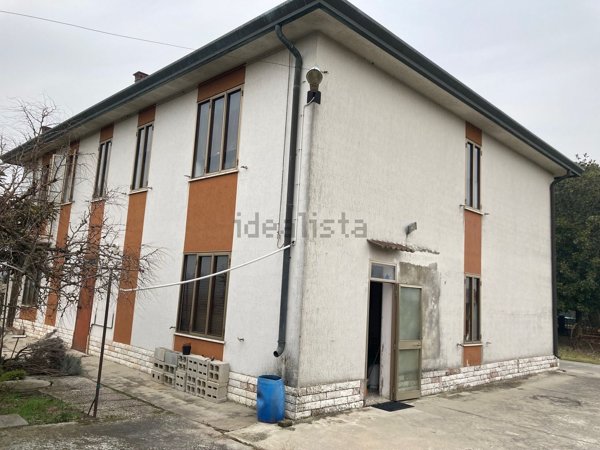 casa indipendente in vendita a Papozze