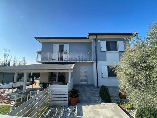 casa indipendente in vendita a Papozze