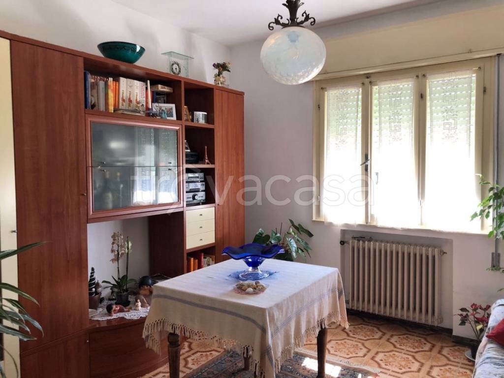 casa indipendente in vendita a Papozze