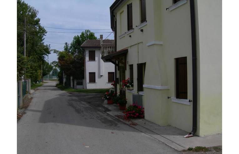 casa indipendente in vendita a Papozze in zona Rotta