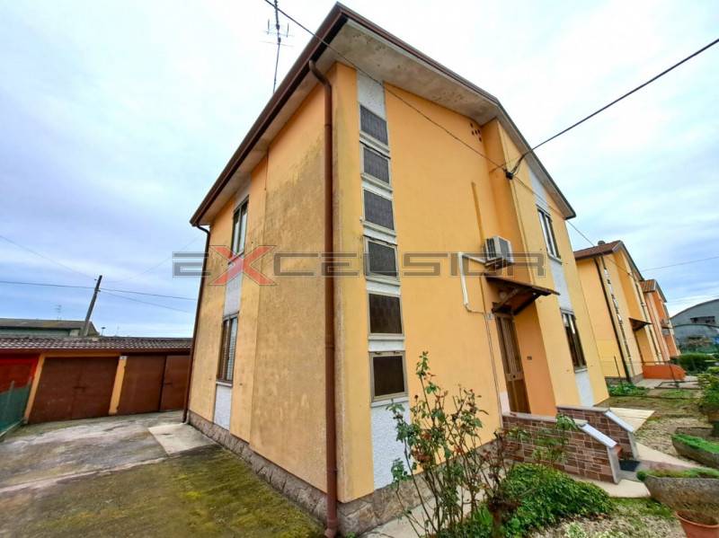 casa indipendente in vendita a Pettorazza Grimani
