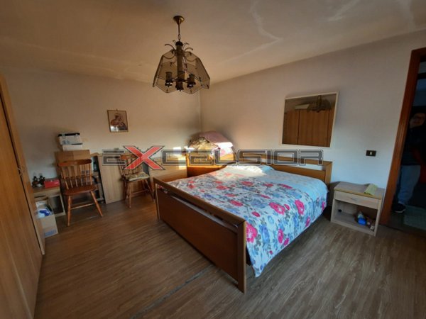 casa indipendente in vendita a Pettorazza Grimani in zona Papafava