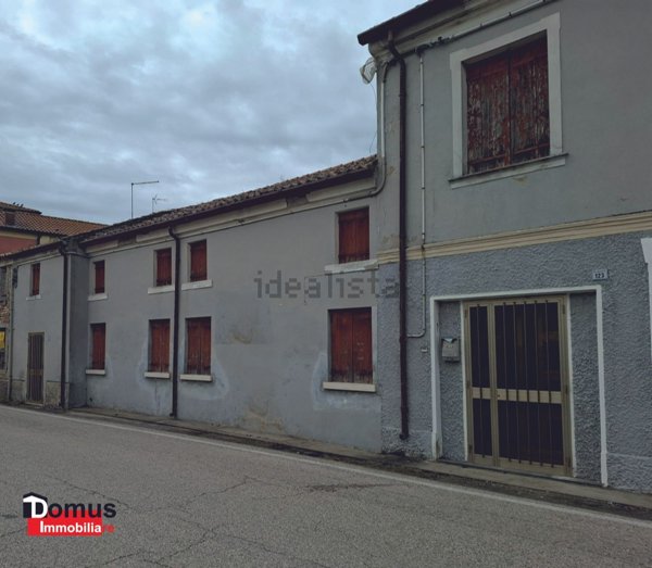 casa semindipendente in vendita a Pincara