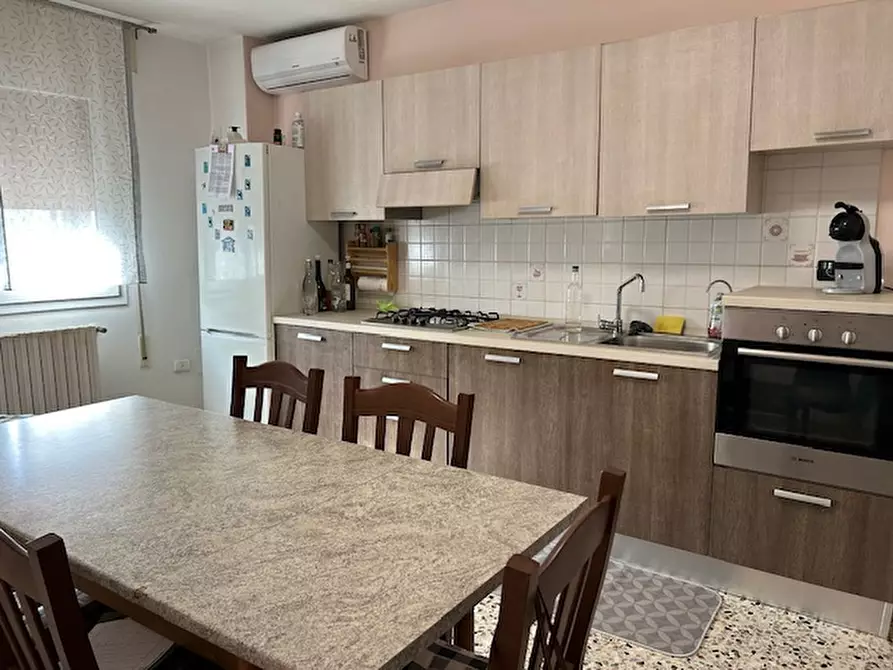 casa indipendente in vendita a Pincara in zona Roncala