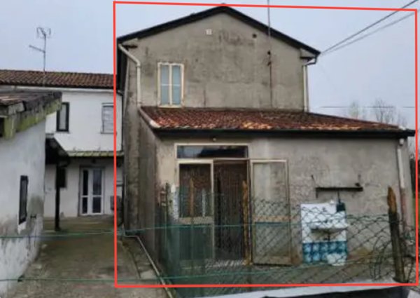 casa indipendente in vendita a Pincara