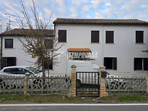 casa indipendente in vendita a Pincara