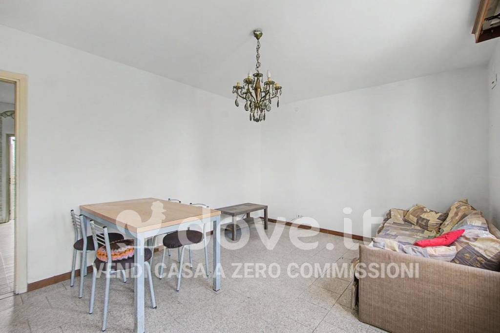 casa indipendente in vendita a Pincara in zona Paolino