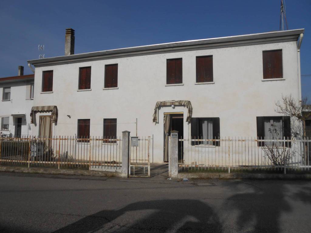 casa indipendente in vendita a Polesella