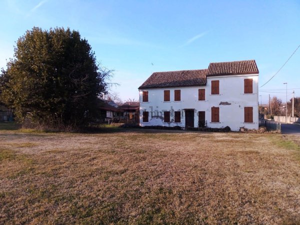 casa indipendente in vendita a Polesella
