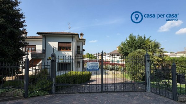 casa indipendente in vendita a Polesella