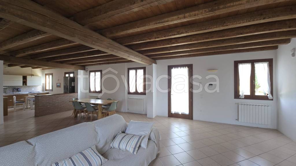 casa indipendente in vendita a Polesella