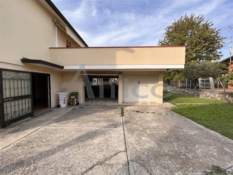 casa indipendente in vendita a Pontecchio Polesine