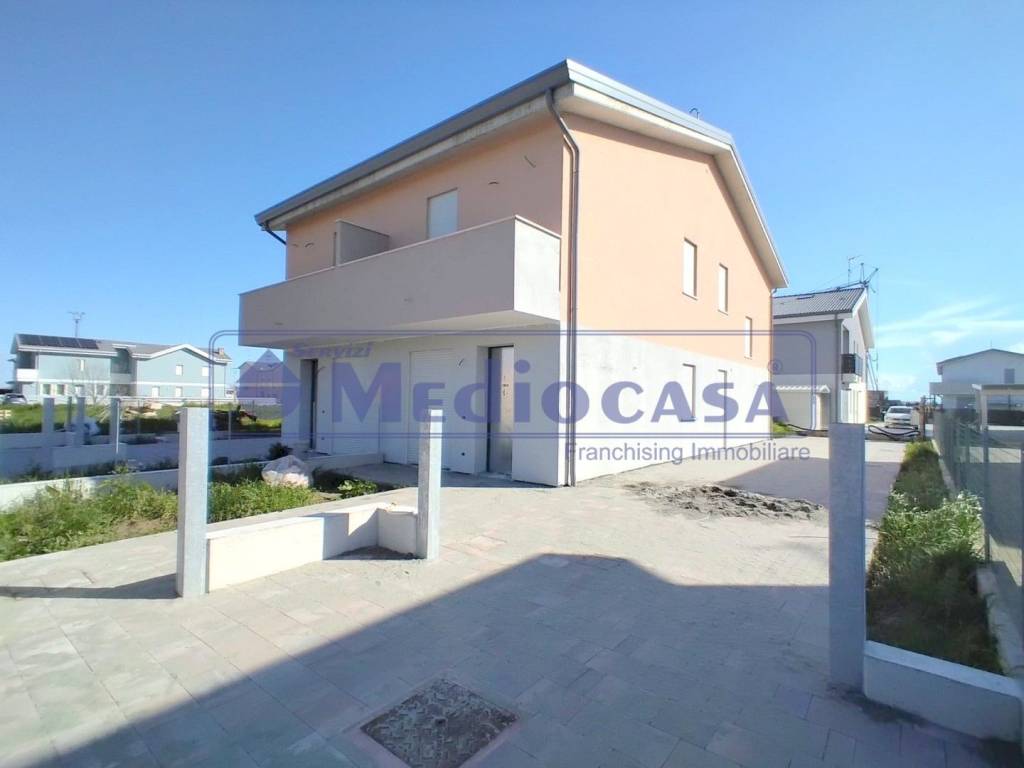 casa indipendente in vendita a Pontecchio Polesine