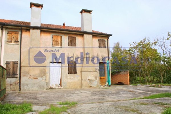 casa semindipendente in vendita a Pontecchio Polesine