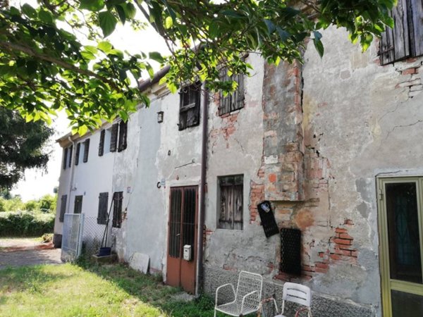 casa indipendente in vendita a Pontecchio Polesine