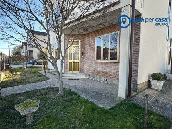 casa indipendente in vendita a Pontecchio Polesine