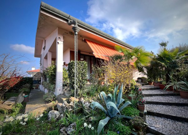 casa indipendente in vendita a Pontecchio Polesine