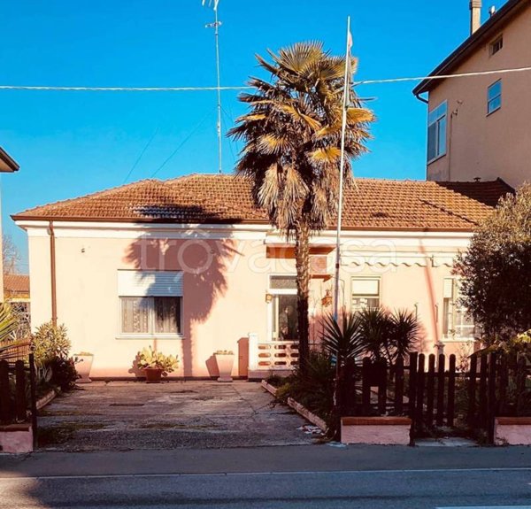 casa indipendente in vendita a Porto Tolle in zona Tolle